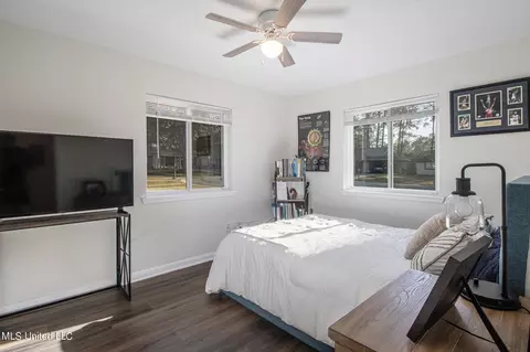 Bedroom - 7 Quail Creek Dr, Diamondhead, MS 39525 photo 3 of 4