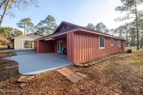 Exterior - 7 Quail Creek Dr, Diamondhead, MS 39525 photo 5 of 5