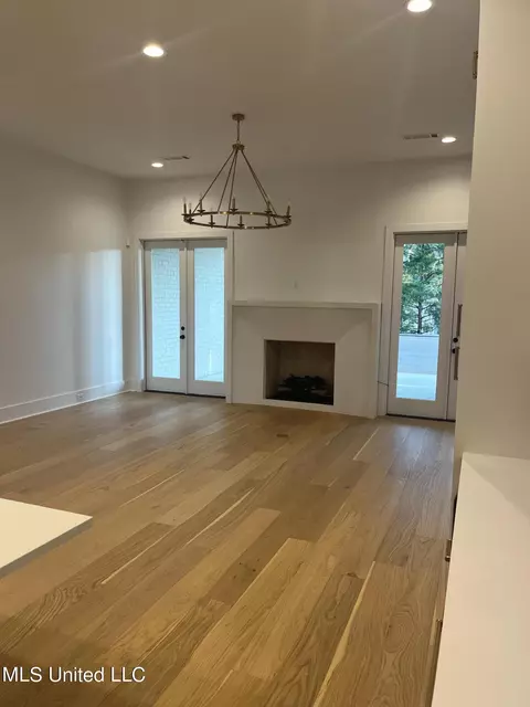 432 Whittington Circle Cir, Madison, MS 39110 photo 4