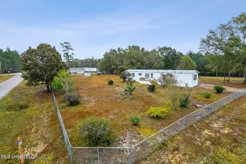 23066 Hegan Dr, Saucier, MS 39574