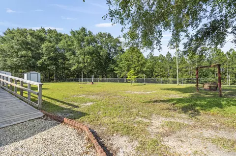 Exterior - 23066 Hegan Dr, Saucier, MS 39574 photo 9 of 12