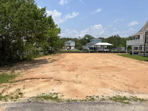 Hackberry Drive, Pass Christian, MS 39571 photo 4