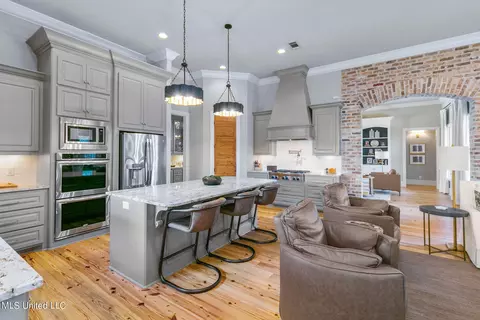 Kitchen - 123 Vinca Dr, Madison, MS 39110 photo 1 of 6