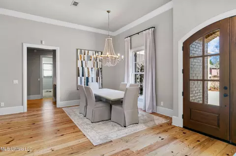 Dining - 123 Vinca Dr, Madison, MS 39110 photo 2 of 2
