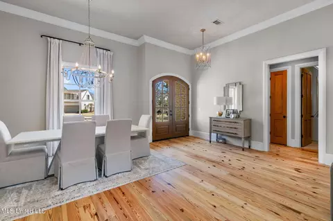 Dining - 123 Vinca Dr, Madison, MS 39110 photo 1 of 2