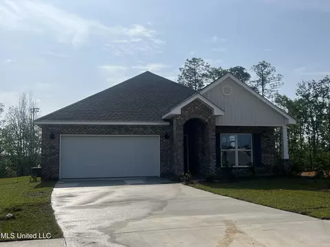 17855 Kelso Dr, D'iberville, MS 39540