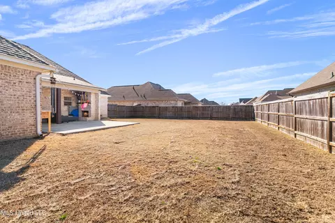 Exterior - 445 Araglen Dr, Canton, MS 39046 photo 11 of 15