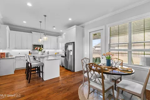 Dining - 445 Araglen Dr, Canton, MS 39046 photo 2 of 3