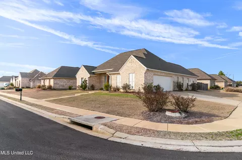 Exterior - 445 Araglen Dr, Canton, MS 39046 photo 2 of 15