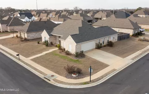 Exterior - 445 Araglen Dr, Canton, MS 39046 photo 13 of 15