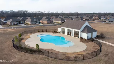 Exterior - 445 Araglen Dr, Canton, MS 39046 photo 15 of 15