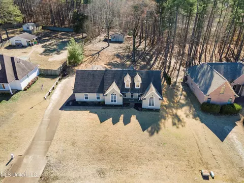 View/Area - 9869 Chris Dr, Olive Branch, MS 38654 photo 1 of 3