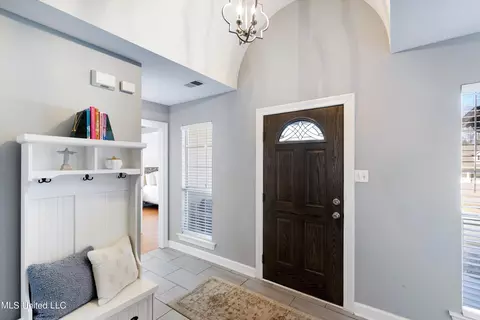 Entry Way - 9869 Chris Dr, Olive Branch, MS 38654 photo 1 of 1