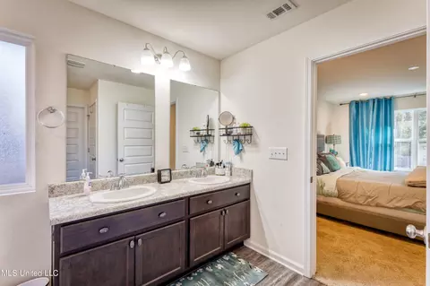 Bath - 606 Verbena Dr, Long Beach, MS 39560 photo 2 of 3