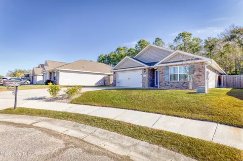 Exterior - 606 Verbena Dr, Long Beach, MS 39560 photo 3 of 6