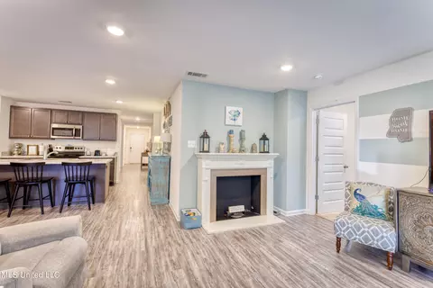 Living - 606 Verbena Dr, Long Beach, MS 39560 photo 4 of 4