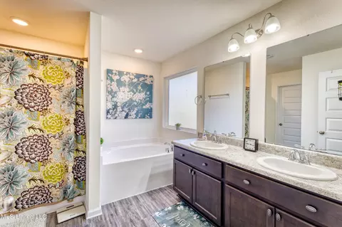 Bath - 606 Verbena Dr, Long Beach, MS 39560 photo 1 of 3