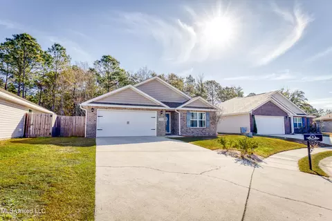 Exterior - 606 Verbena Dr, Long Beach, MS 39560 photo 2 of 6