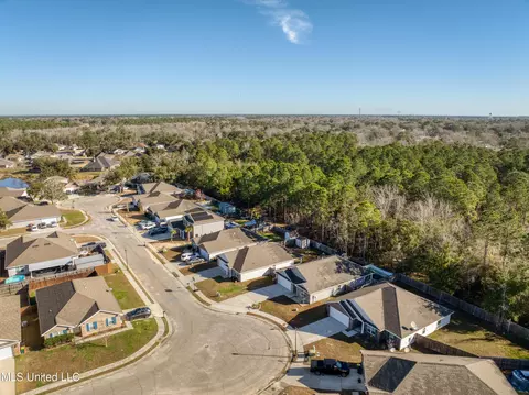 View/Area - 606 Verbena Dr, Long Beach, MS 39560 photo 2 of 3
