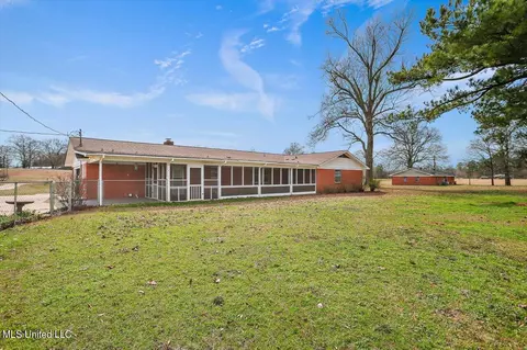Exterior - 2285 E Highway 16 Hwy, Carthage, MS 39051 photo 7 of 8