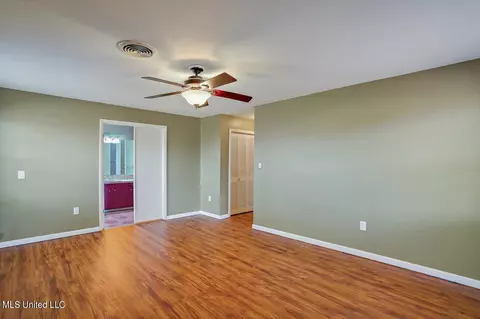 Bedroom - 2285 E Highway 16 Hwy, Carthage, MS 39051 photo 1 of 1