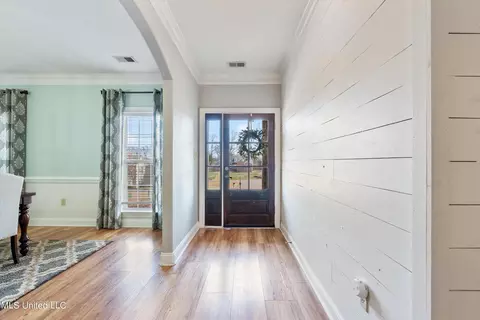Entry Way - 1708 Roberts Cv, Hernando, MS 38632 photo 1 of 3