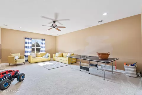 Exterior - 1708 Roberts Cv, Hernando, MS 38632 photo 4 of 11