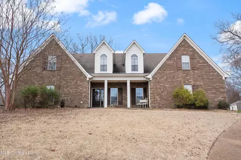 Exterior - 1708 Roberts Cv, Hernando, MS 38632 photo 2 of 11
