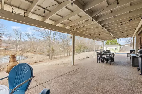Exterior - 1708 Roberts Cv, Hernando, MS 38632 photo 10 of 11