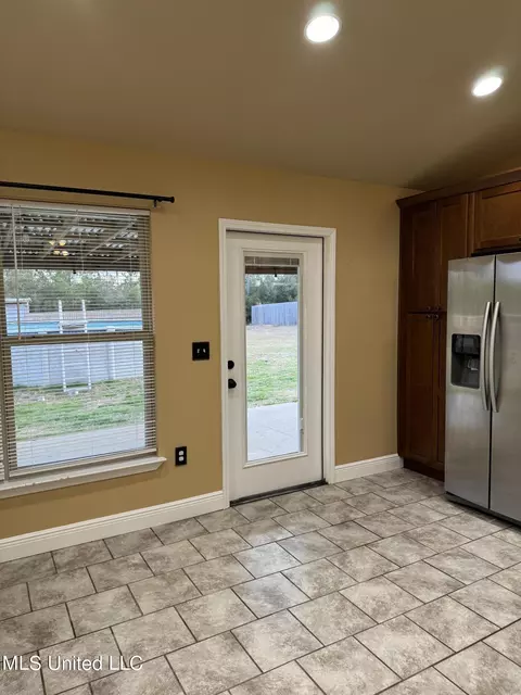 Kitchen - 19540 Rudd Dr, Saucier, MS 39574 photo 7 of 7