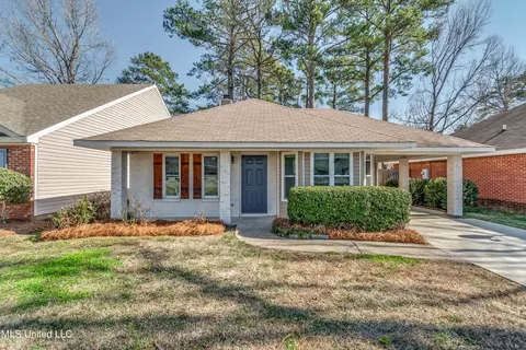 3068 Willow Dr, Brandon, MS 39042