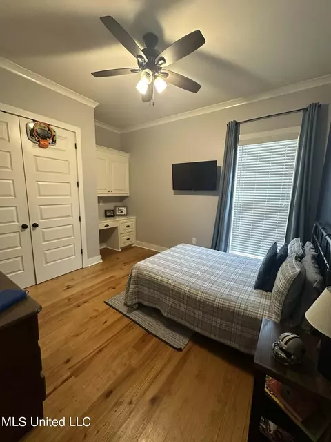 Bedroom - 900 Poplar Dr, Brandon, MS 39042 photo 4 of 4