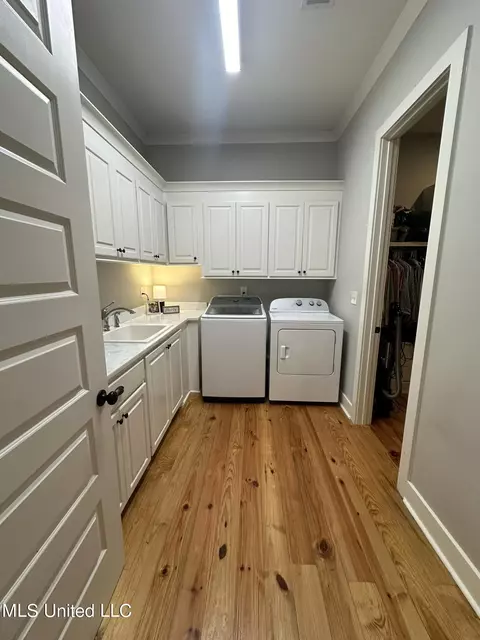 Other - 900 Poplar Dr, Brandon, MS 39042 photo 1 of 2