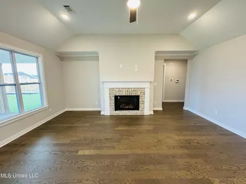 3906 Fieldstream Dr, Olive Branch, MS 38654 photo 8