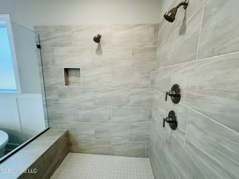3906 Fieldstream Dr, Olive Branch, MS 38654 photo 14