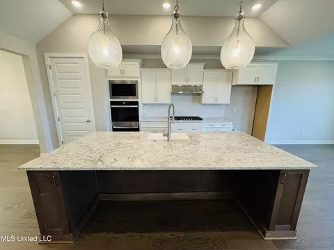 3906 Fieldstream Dr, Olive Branch, MS 38654 photo 6