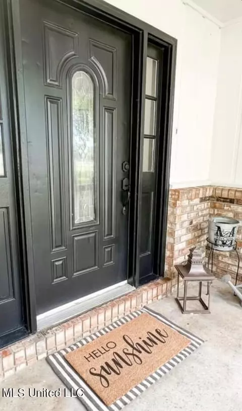 Entry Way - 8008 Tanner Williams Rd, Lucedale, MS 39452 photo 1 of 1