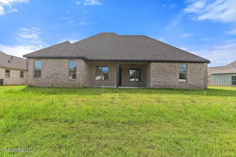 Exterior - 784 Northridge Trl, Brandon, MS 39047 photo 5 of 7