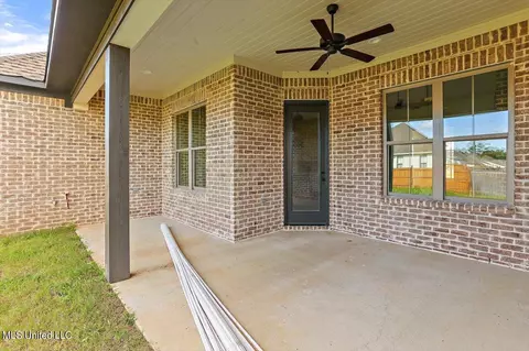 Exterior - 784 Northridge Trl, Brandon, MS 39047 photo 4 of 7