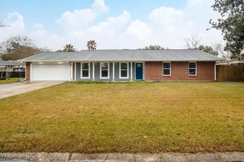 908 Laura St, Long Beach, MS 39560