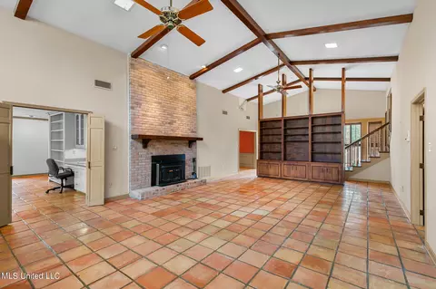Living - 12449 Springridge Rd, Terry, MS 39170 photo 2 of 2