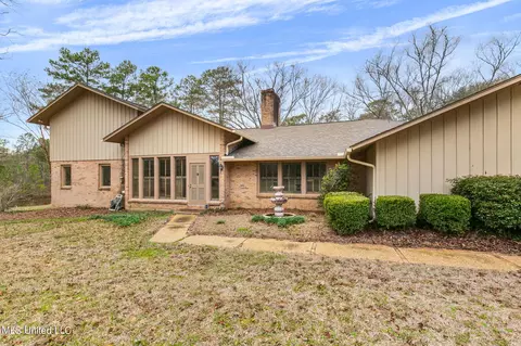 Exterior - 12449 Springridge Rd, Terry, MS 39170 photo 6 of 31