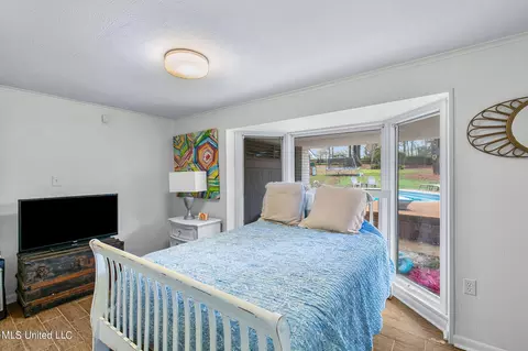 Bedroom - 1805 Bellewood Rd Dr, Jackson, MS 39211 photo 8 of 8