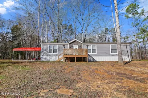 116 Barn Hill Dr, Harrisville, MS 39082