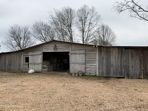 Exterior - 132 Sharon Rd, Canton, MS 39046 photo 6 of 12