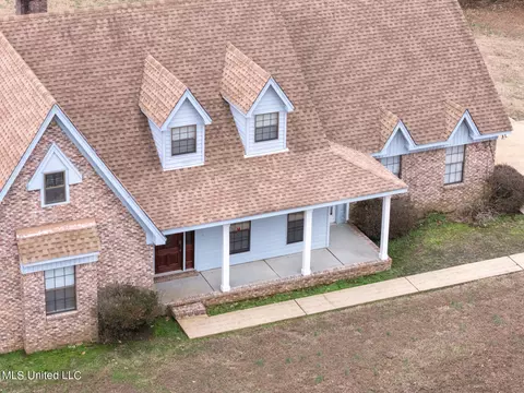 Exterior - 4753 Pleasant Hill Rd, Nesbit, MS 38651 photo 5 of 6