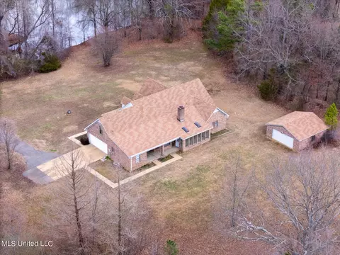 Exterior - 4753 Pleasant Hill Rd, Nesbit, MS 38651 photo 3 of 6