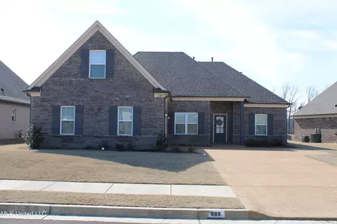 689 Holiday Cv, Hernando, MS 38632
