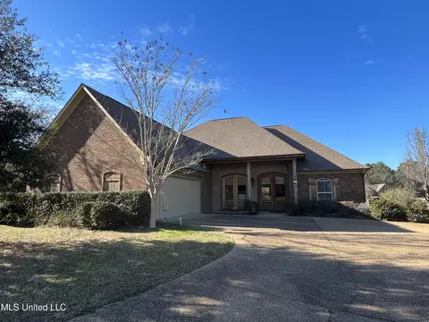 Exterior - 300 Cedar Stone Ct, Florence, MS 39073 photo 2 of 13