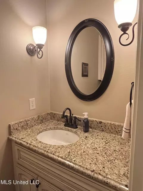 Bath - 300 Cedar Stone Ct, Florence, MS 39073 photo 3 of 10